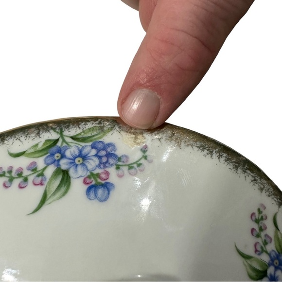 Vtg Forget Me Not White & Blue Flowers Glazed Stoneware Trinket Dish & Lid 7x4” - Picture 9 of 11